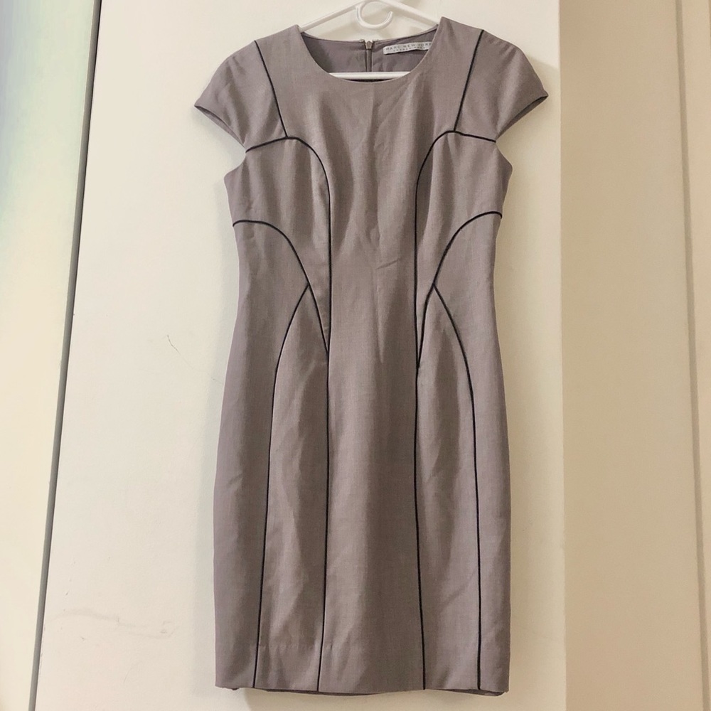 Chic tan Marc New York dress w dark brown piping